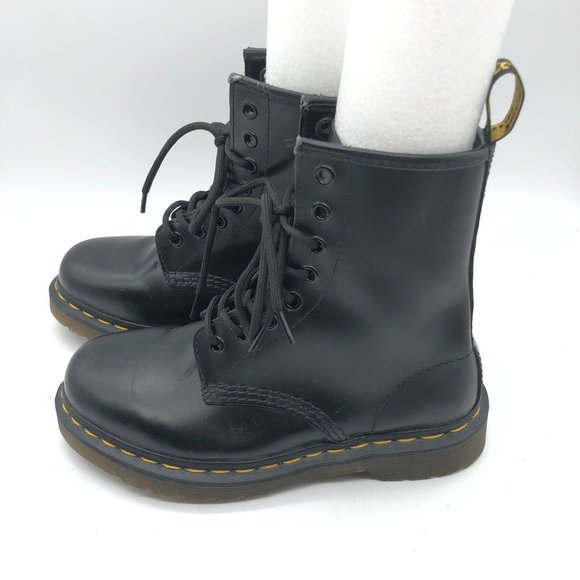 Dr. Martens 1460 Smooth Leather Lace Up Boots Black Mens 4 Womens 5 main image 3